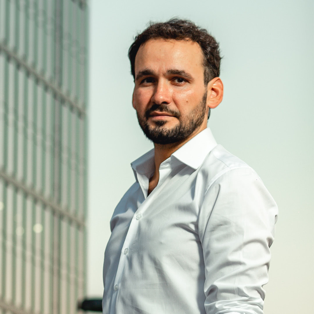 Artur Gurău